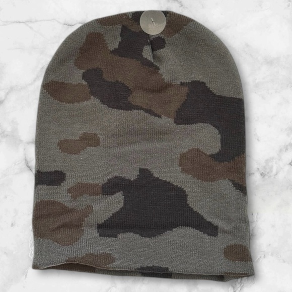 🆕Adult | Camouflage Knit Hat - Picture 2 of 12